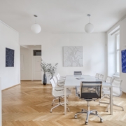 výstava Sotheby´s Manukjan